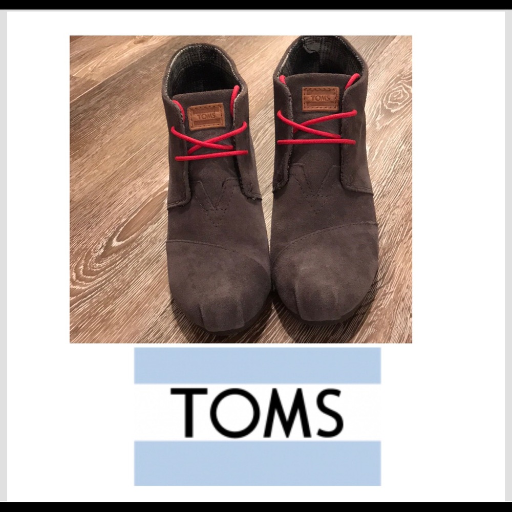 Toms wedge ankle boots. 8 M